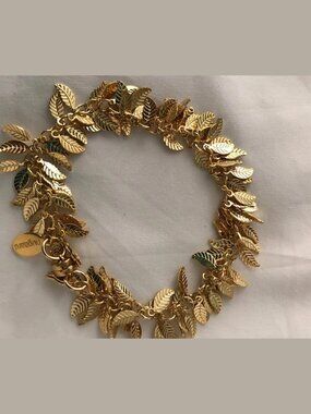 Nugaard Leaf Chain Magnet Bracelet Gold Leaves RI 70